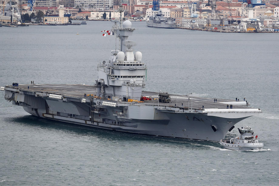 FRENCH OFFICER REVEALS EXACT AIRCRAFT CARRIER LOCATION: Trained on deck with the "Strava" app turned on