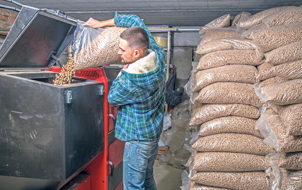 Novi propisi za pelet i brikete: Pre stavljanja na tržište moraće da prođu analizu, osiguraće se kvalitet Novi propisi za pelet i brikete: Pre stavljanja na tržište moraće da prođu analizu, osiguraće se kvalitet