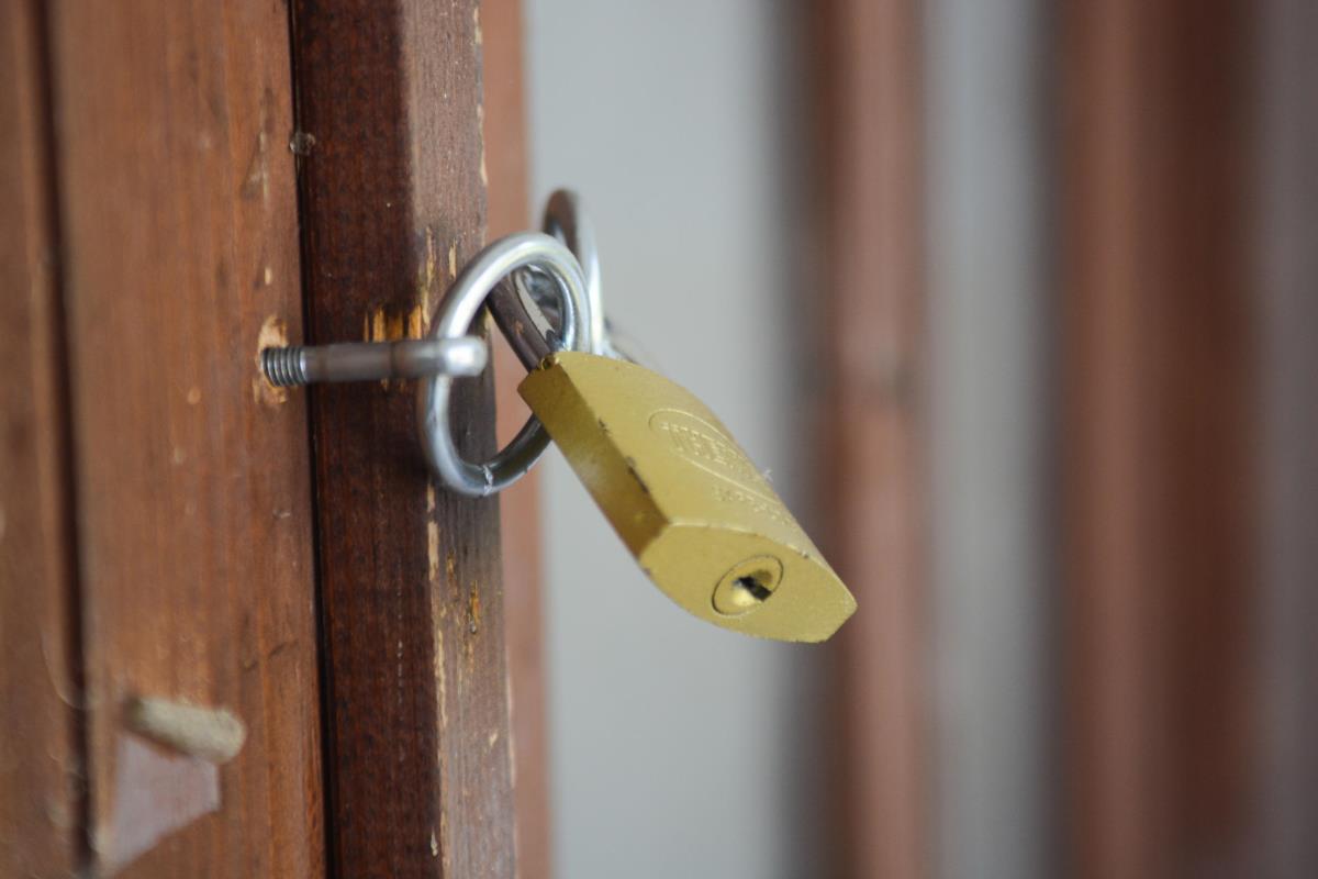 Iznenadni šok za čak 50 preduzetnika! Zatvorene im firme koje su nedavno otvorili, evo šta je glavni razloh Iznenadni šok za čak 50 preduzetnika! Zatvorene im firme koje su nedavno otvorili, evo šta je glavni razloh