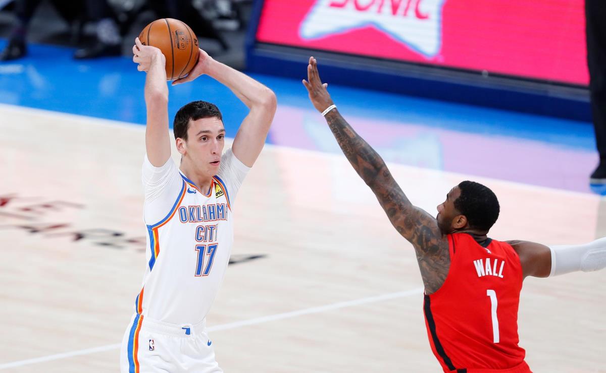 POKU ZAPALIO AMERE: Ćaletu sam uvek govorio kako ću jednog dana u NBA ...