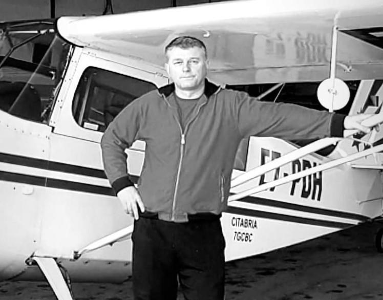 Ovo je Ljubiša koji je poginuo sa ćerkom u padu aviona kod Prijedora ...