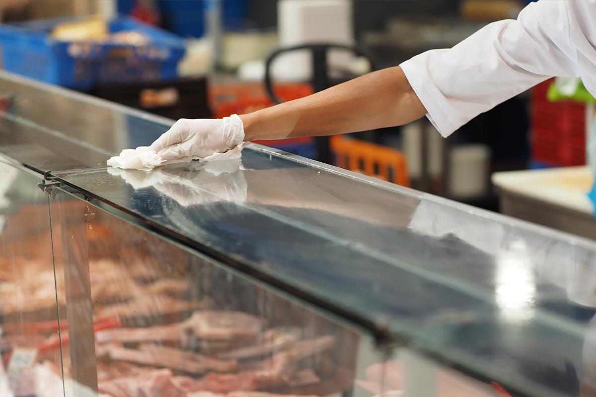 Ranije bacali svinjsku mast, a danas košta papreno! Čvarci premašili 1.800 rsd, dok za kulen treba skoro 6.000 Ranije bacali svinjsku mast, a danas košta papreno! Čvarci premašili 1.800 rsd, dok za kulen treba skoro 6.000