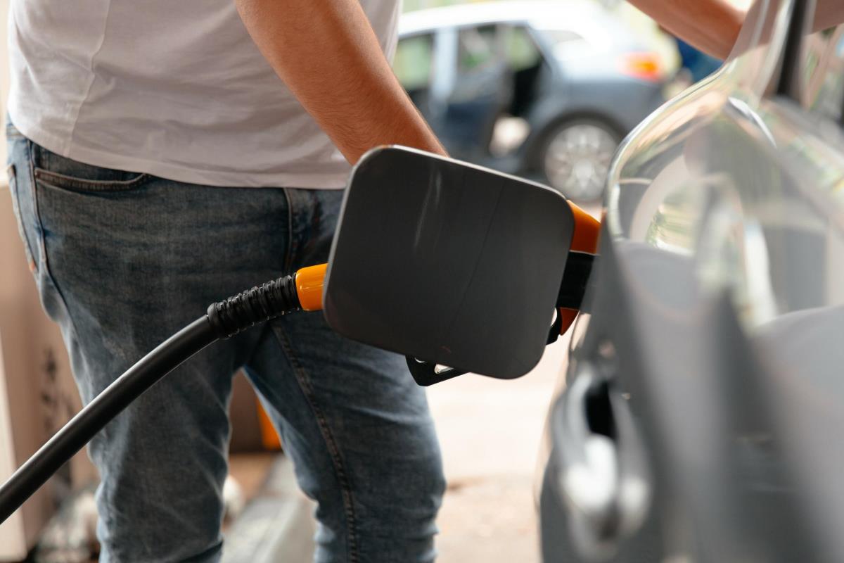 What to do if you put the wrong fuel in your car: In one case, the scenario is most critical