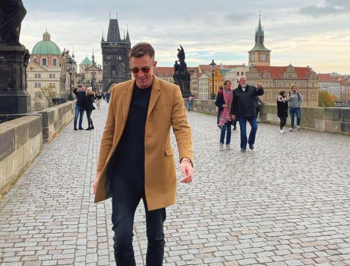 Voditelj Stefan Popović se iz Australije preselio u Srbiju | Kurir