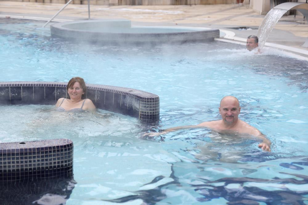 Iz ove srpske banje nema ko nije izašao oporavljen: Jedna je od najtoplijih u zemlji, ima 5 lekovitih izvora, a vazduh nigde nije čistiji Iz ove srpske banje nema ko nije izašao oporavljen: Jedna je od najtoplijih u zemlji, ima 5 lekovitih izvora, a vazduh nigde nije čistiji