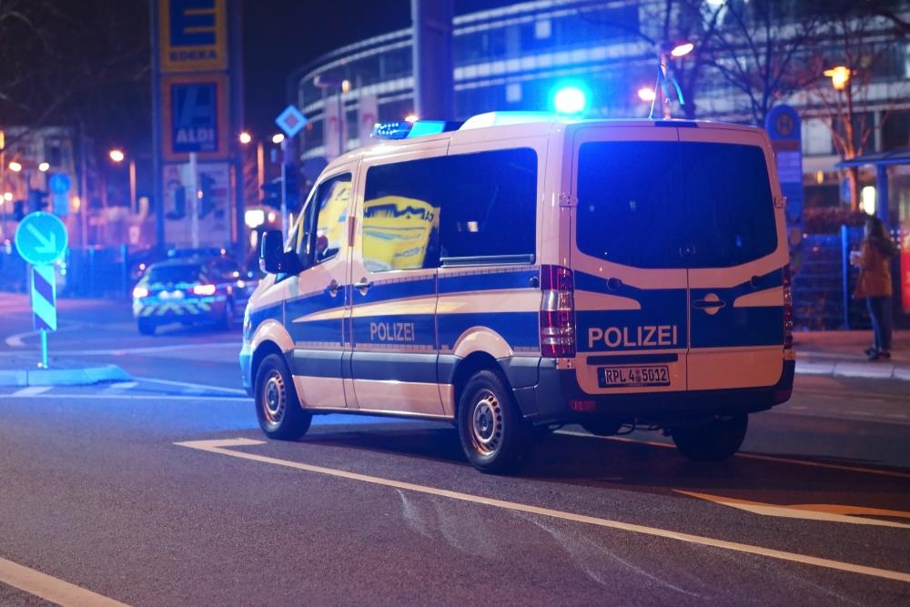 ENTIRE FAMILY MISSING: Parents and baby lost without a trace, German police on high alert
