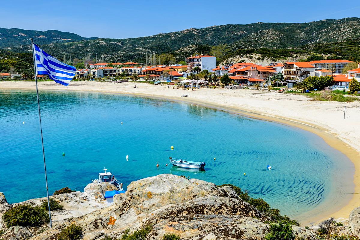 Srbi u Grčkoj iznajmljuju apartman za celu godinu: Skockan kao apoteka, na 100 metara od plaže, a cena primamljiva Srbi u Grčkoj iznajmljuju apartman za celu godinu: Skockan kao apoteka, na 100 metara od plaže, a cena primamljiva