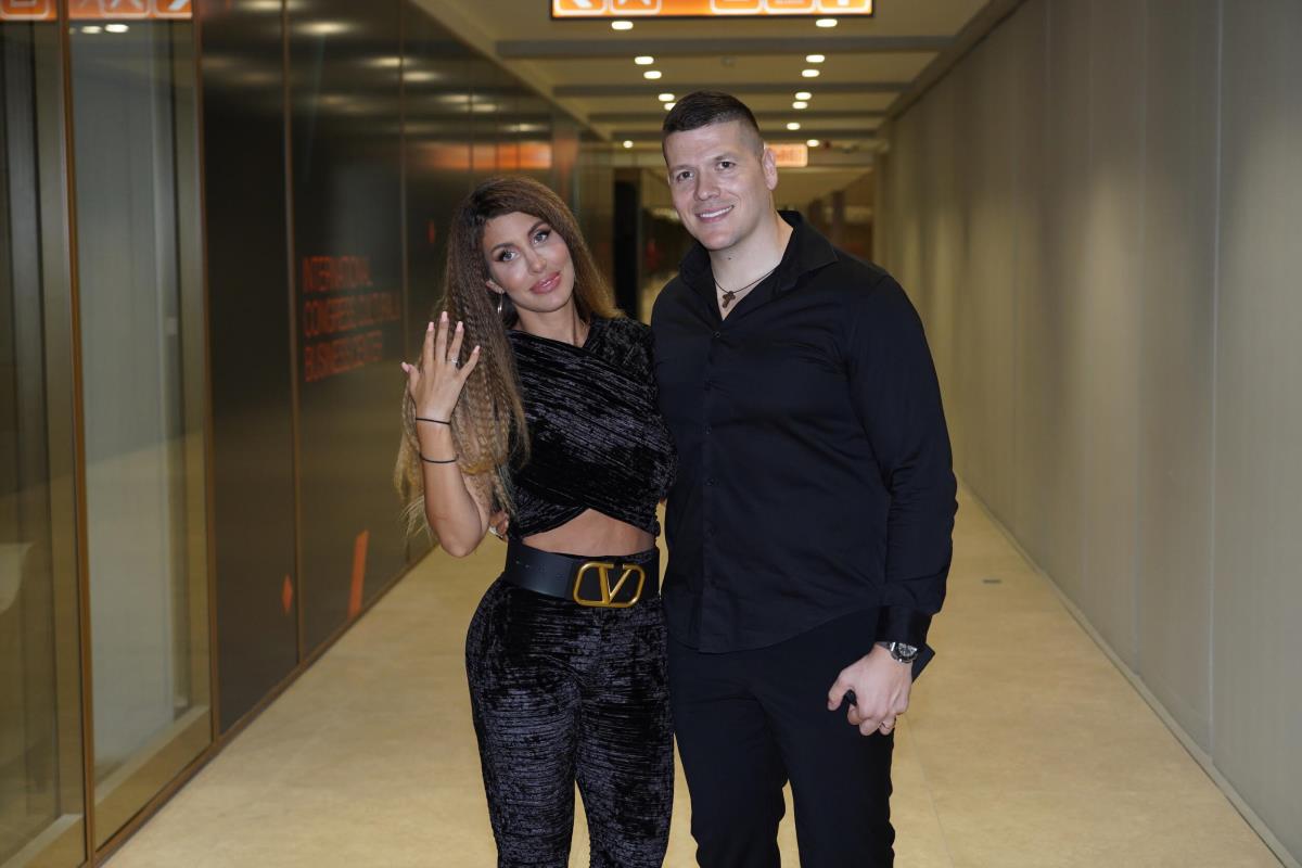 Sloba Radanović muvao i slao poruke Sari Reljić dok je bio u braku sa Kijom Kockar