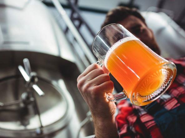 ČUVENA PIVARA PONOVO IDE NA DOBOŠ: Novi kupac sada mora da ponudi gotovo 200 miliona dinara, a nadmetanje zakazano pred kraj godine ČUVENA PIVARA PONOVO IDE NA DOBOŠ: Novi kupac sada mora da ponudi gotovo 200 miliona dinara, a nadmetanje zakazano pred kraj godine