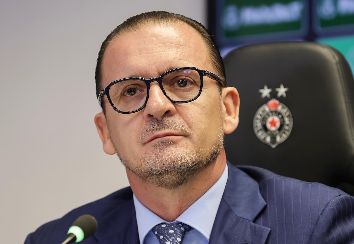 "ŠTA SAM JA TO SKRIVIO DA ME BOG TAKO KAZNI?!" Predrag Mijatović prošao je kroz pakao i doživeo porodičnu tragediju! Smrt sina nikada nije preboleo!