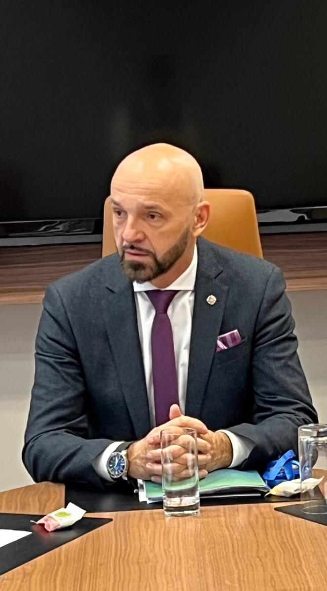 Nemci planiraju da lete na Mesec: Srbin zaposlen u Bundestagu otkriva sve rupe u planovima nove nemačke vlade Nemci planiraju da lete na Mesec: Srbin zaposlen u Bundestagu otkriva sve rupe u planovima nove nemačke vlade