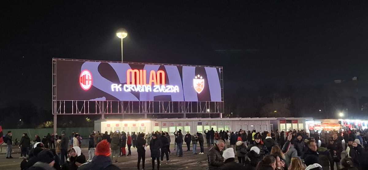 KURIR U MILANU: Reke navijača pohrlile ka San Siru - velika gužva ispred stadiona dva sata pre početka meča (VIDEO)