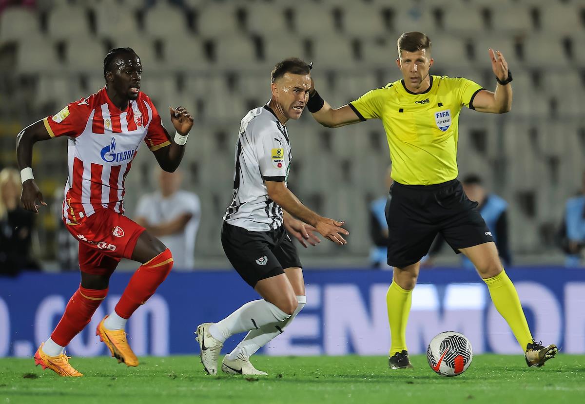 DA LI SUDIJE VIŠE POMAŽU CRVENOJ ZVEZDI ILI PARTIZANU?! Branko Radujko dobio nezgodno pitanje, pa poslao brutalnu poruku!