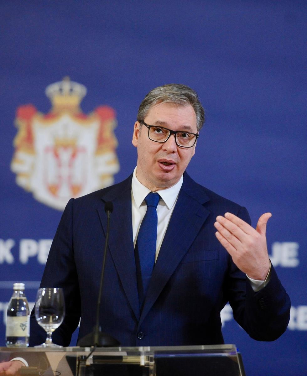 ANALITIČARI O VUČIĆEVOM PREDLOGU OPOZICIJI ZA REFERENDUM:  Imaju mogućnost da demokratski reše situaciju, ali beže kao opareni!