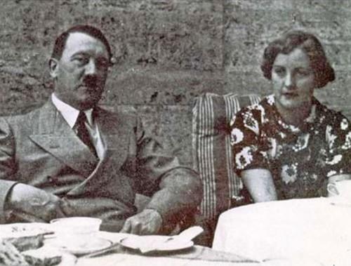 Eva Braun ju je prezirala, preživela metak u glavu: Evo šta stoji u dnevniku Hitlerove ljubavnice pronađenom posle 86 godina, opisivala šok detalje