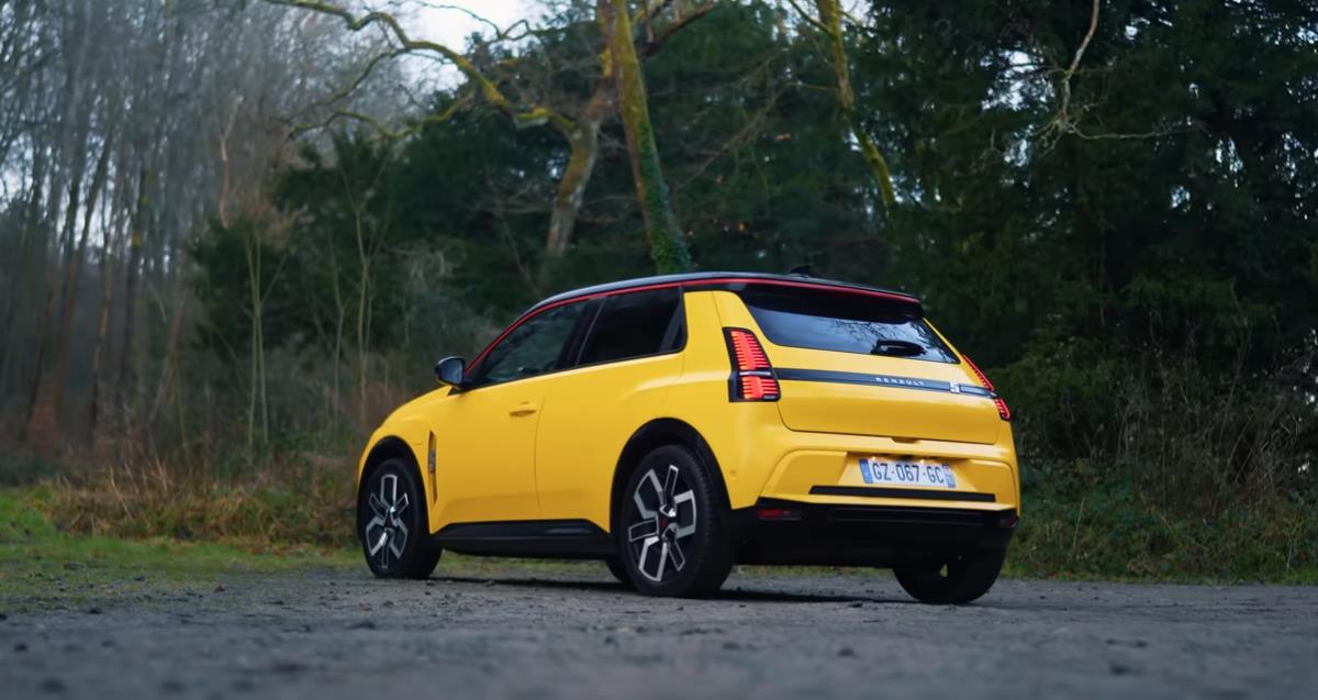 Električni Reno 5 proglašen automobilom 2025. godine | Biznis Kurir