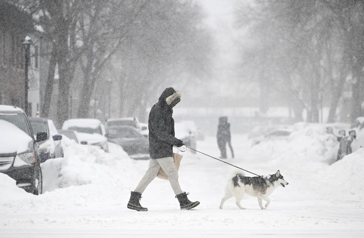 OD SUTRA SNEG U OVIMKRAJEVIMA! Srbija u zoni olujnih nepogoda: Oglasio se RHMZ, temperatura u velikom padu, evo šta nas sve čeka narednih dana