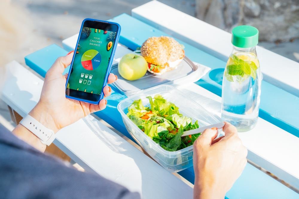 Why Do Men Lose Weight More Easily Than Women? Experts Reveal How Metabolism and Hormones Affect Calorie Burning and Whether Men Should Eat More!
