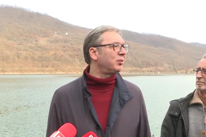 Ekološko naselje "Zeleni zaliv" koje je Vučić obišao nalazi se u srcu Đerdapske klisure: Obuhvata 3 apartmana u autentičnim kućama, gosti mogu i na krstarenje Ekološko naselje "Zeleni zaliv" koje je Vučić obišao nalazi se u srcu Đerdapske klisure: Obuhvata 3 apartmana u autentičnim kućama, gosti mogu i na krstarenje