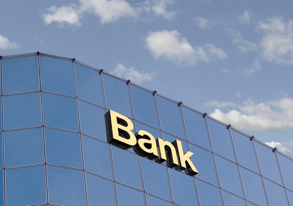 Prva banka u EU koja je premašila 100 milijardi €: Svi šokirani da je baš ona, akcije porasle vrtoglavom brzinom Prva banka u EU koja je premašila 100 milijardi €: Svi šokirani da je baš ona, akcije porasle vrtoglavom brzinom