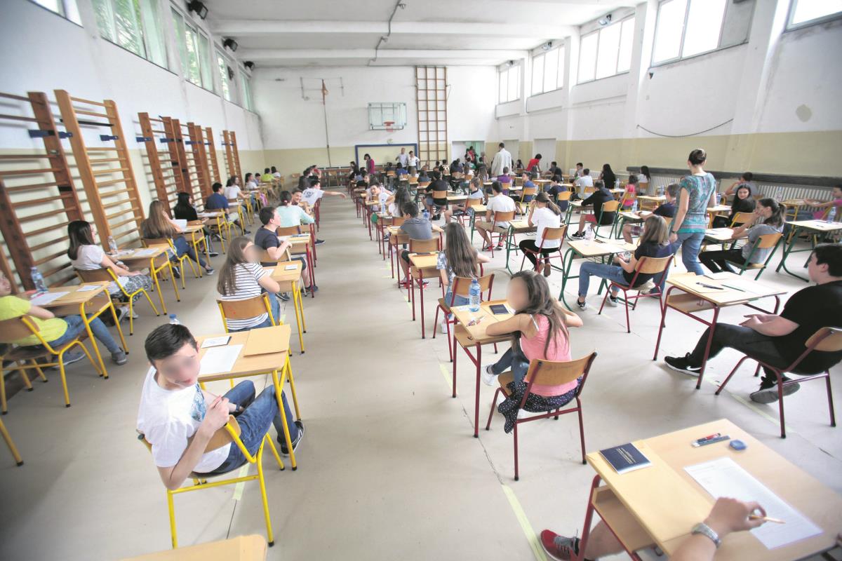 SERBIA 6TH AT THE EUROPEAN GIRLS' MATHEMATICAL OLYMPIAD: Students won gold, silver, and bronze in Bordeaux in strong competition of 41 countries