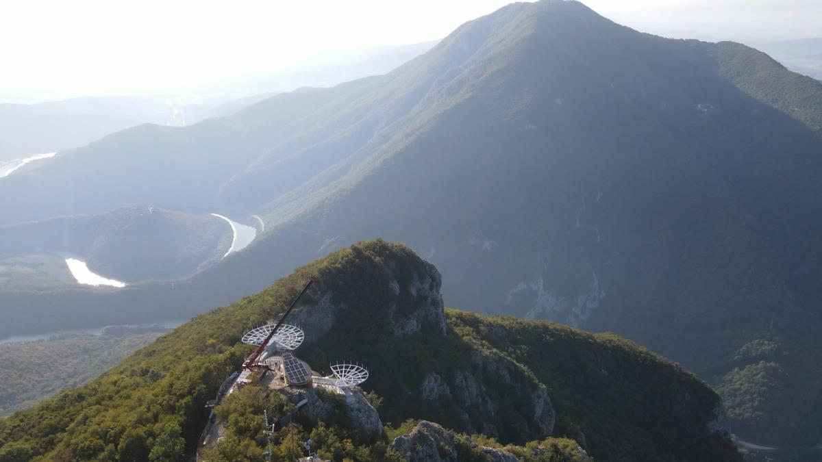 Ovo izletište doživi ekspanziju za praznike! Privlači turiste sa svih strana, broj posetioca se tada utrostruči: Zbog jedne atrakcije sve "plane" za 1. maj foto Ovo izletište doživi ekspanziju za praznike! Privlači turiste sa svih strana, broj posetioca se tada utrostruči: Zbog jedne atrakcije sve "plane" za 1. maj foto