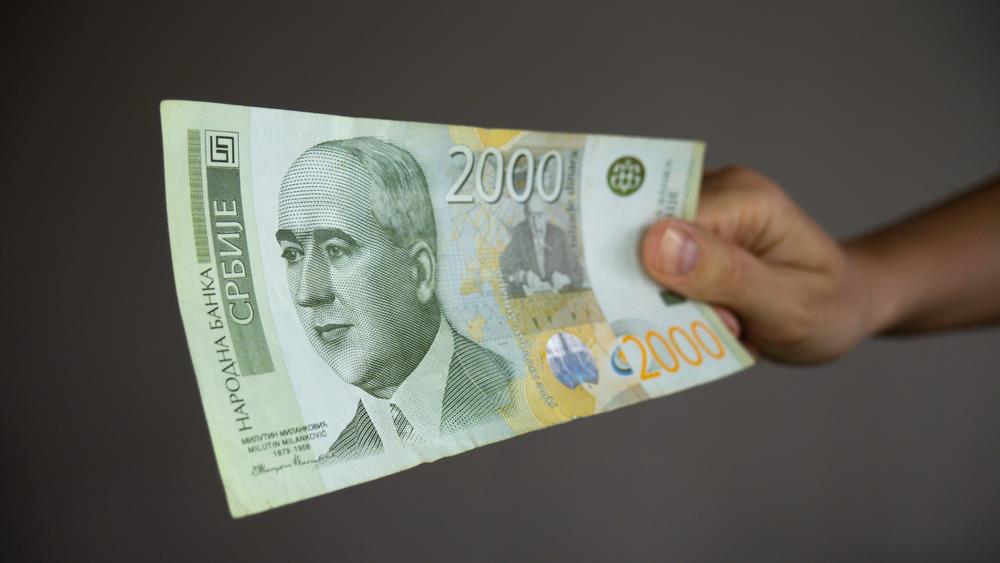 Srednji kurs dinara koji nas danas čeka u menjačnicama: NBS objavila brojke za 31. decembar Srednji kurs dinara koji nas danas čeka u menjačnicama: NBS objavila brojke za 31. decembar