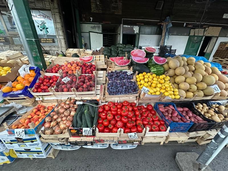 Ovo voće je trenutno najskuplje u Srbiji! Za kilogram treba čak 1.600 dinara! Ovo voće je trenutno najskuplje u Srbiji! Za kilogram treba čak 1.600 dinara!