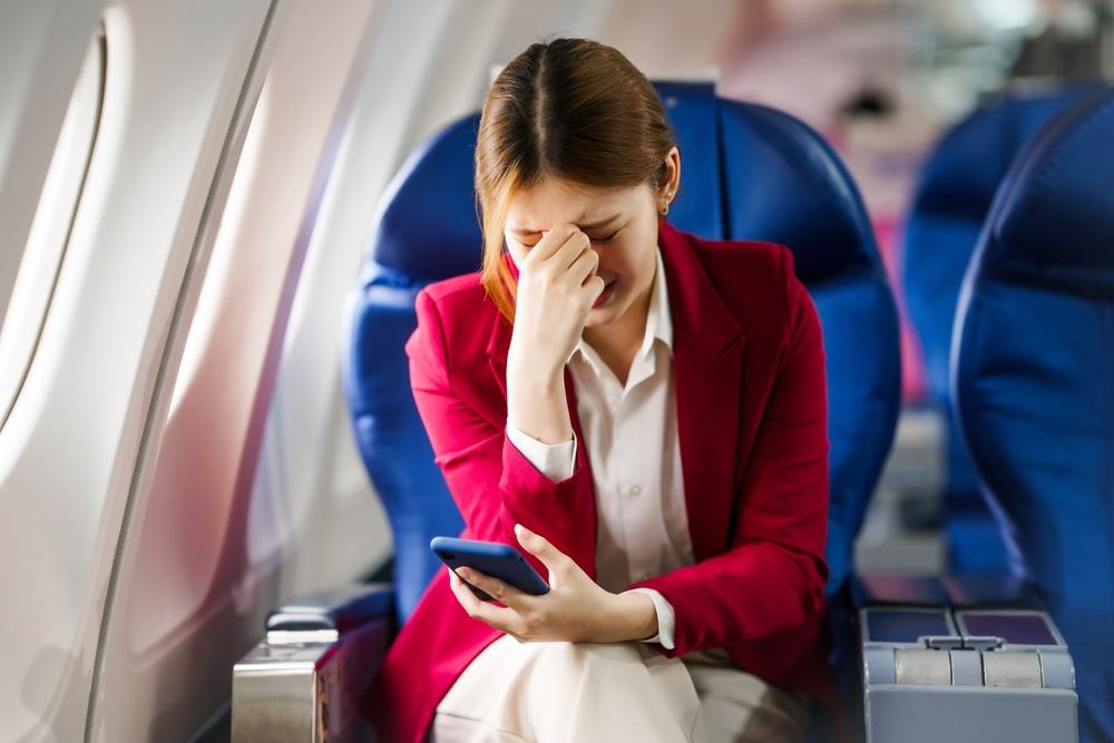 Žena zbog neprijatnosti u avionu traži odštetu od 9 miliona €: Tereti ih za ozbiljnu stvar, pazite da vam se ne desi isto Žena zbog neprijatnosti u avionu traži odštetu od 9 miliona €: Tereti ih za ozbiljnu stvar, pazite da vam se ne desi isto