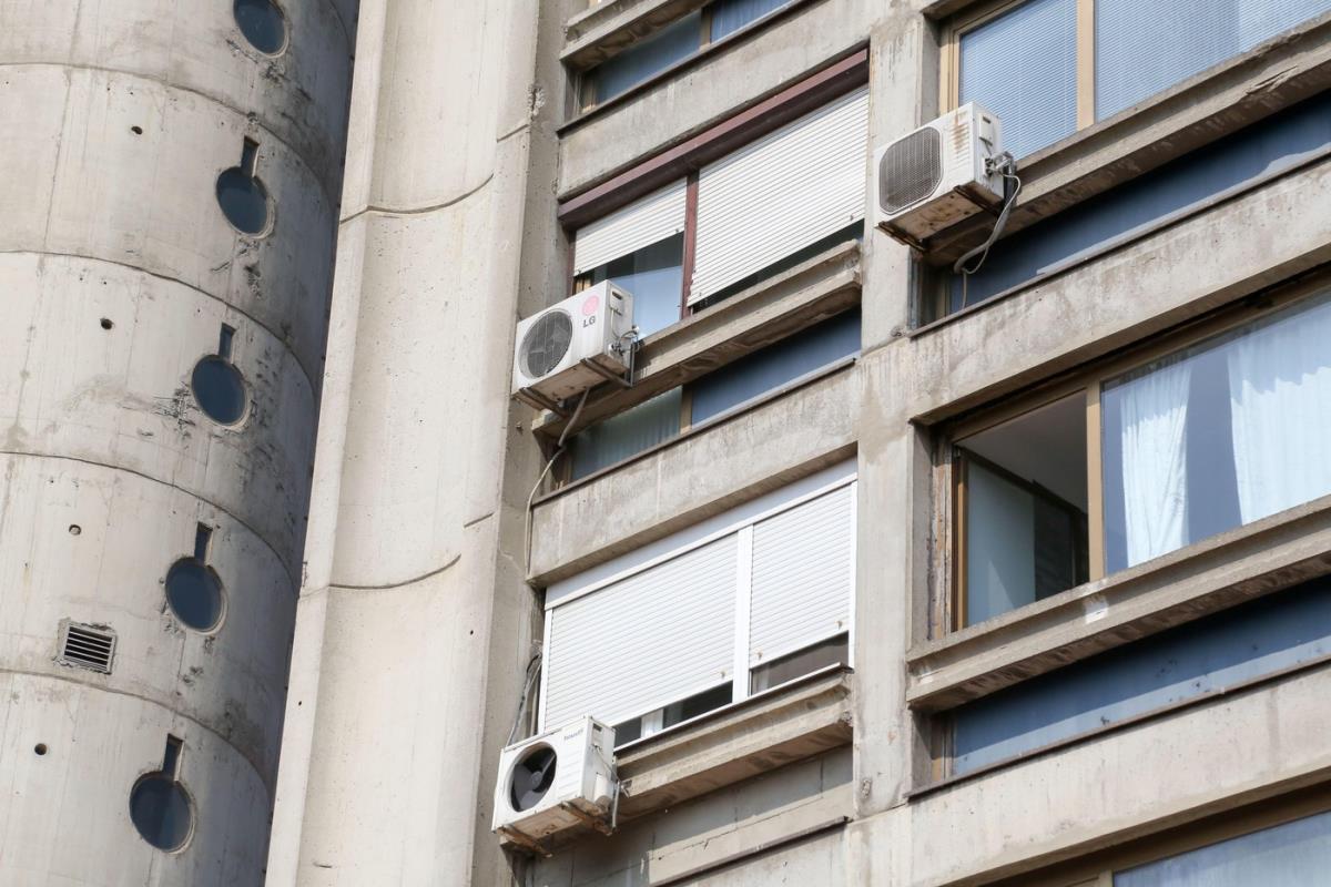 ''Gori zemlja'', a klimu ne uključuju! Ako planirate da posetite ovu evropsku zemlju - spremite se na vrućine ''Gori zemlja'', a klimu ne uključuju! Ako planirate da posetite ovu evropsku zemlju - spremite se na vrućine