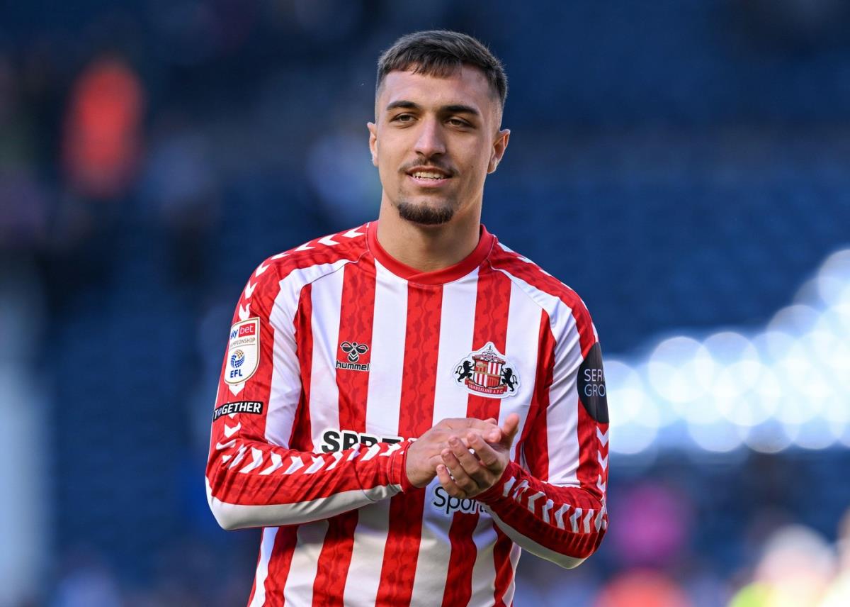 POVRATAK SRBINA U PREMIJER LIGU: Milan Aleksić dobija novu šansu na Ostrvu! Kép