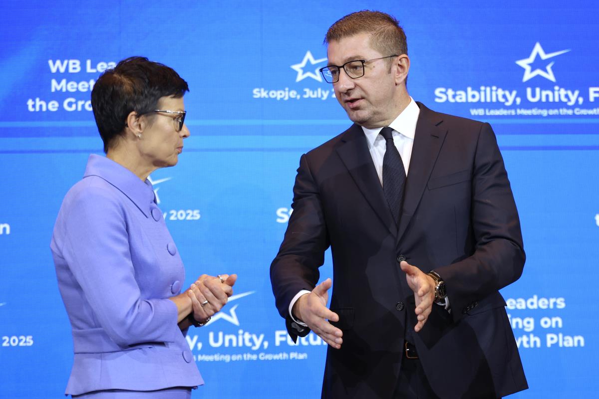 MICKOSKI IDE U DAVOS: Poznato na kojim debatama će makedonski lider učestvovati