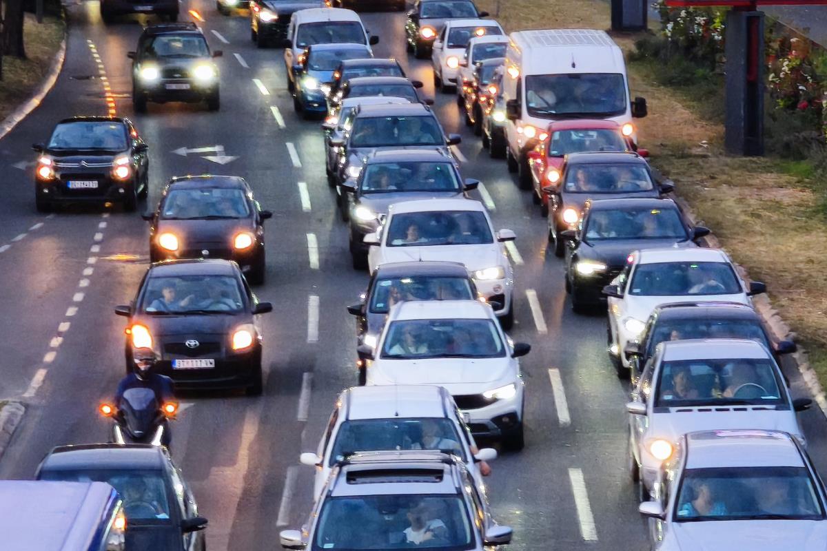 Auto-gigant povlači više od 120.000 vozila: Mogu da izazovu sudar - nije im prvi put! Auto-gigant povlači više od 120.000 vozila: Mogu da izazovu sudar - nije im prvi put!