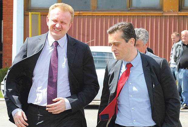 "OPOZICIJA U SRBIJI POKUŠAVA DA SMENI VLAST NA NAJGORE NAČINE" Stručnjaci o snimku sa tajnog sastanka blokadera: "Dobro znamo ko je Žika Pauk" Kép