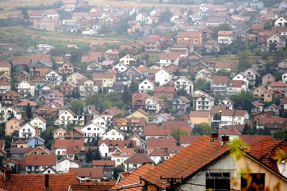 "Svoj na svome" menja pravila, država povukla crvenu liniju: Ovi objekti neće moći da budu upisani u katastar "Svoj na svome" menja pravila, država povukla crvenu liniju: Ovi objekti neće moći da budu upisani u katastar