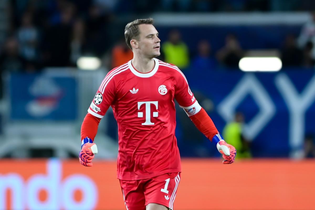 PROBLEM FOR THE BAVARIANS: Bayern Goalkeeper Neuer Out for Several Weeks Due to Injury