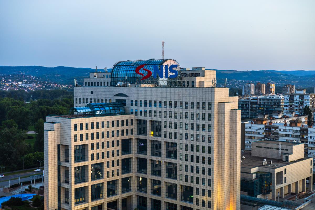 Završen sastanak Odbora direktora NIS-a, evo šta je odlučeno: "Očuvanje radnih mesta je prioritet, zalihe nisu neiscrpne" Završen sastanak Odbora direktora NIS-a, evo šta je odlučeno: "Očuvanje radnih mesta je prioritet, zalihe nisu neiscrpne"