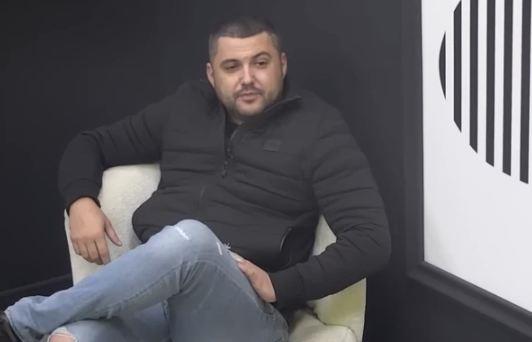 ASMIN PUCA OD LJUBOMORE! Toliko mrzi Filipa Cara da je upalio vređalicu: Živi kod mame i tate, nema položeno za auto Kép