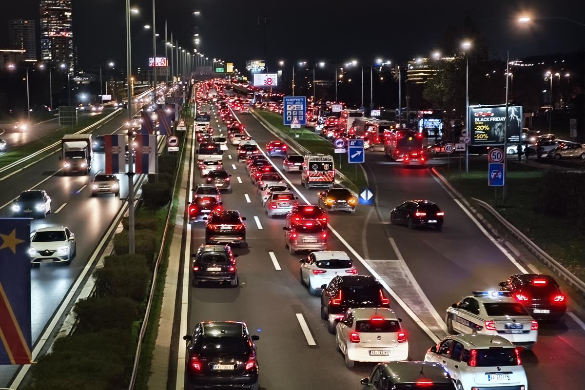 AMSS advises cautious driving in evening and night hours: Here's the situation at the borders