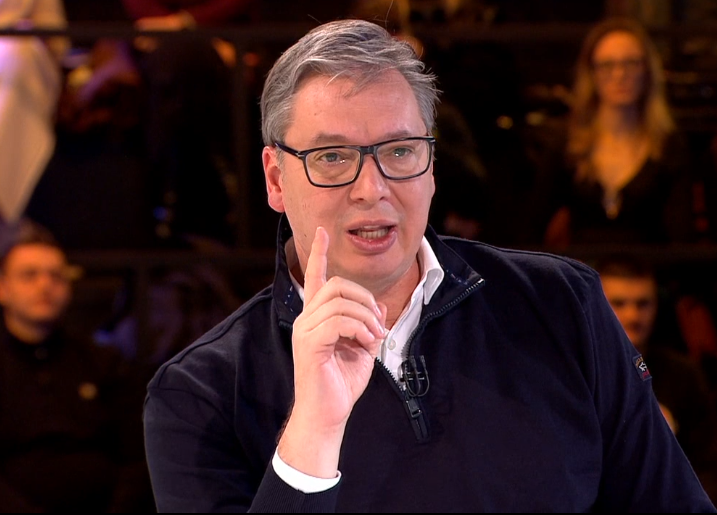 "KAŽU TO SU NAŠE PARE , ZAŠTO ONDA ZA NAŠE PARE NISMO IMALI IZGRAĐEN NIJEDAN KLINIČKI CENTAR DO 2012?" Vučić brutalno odbrusio blokaderima: "Kakva je to laž?"