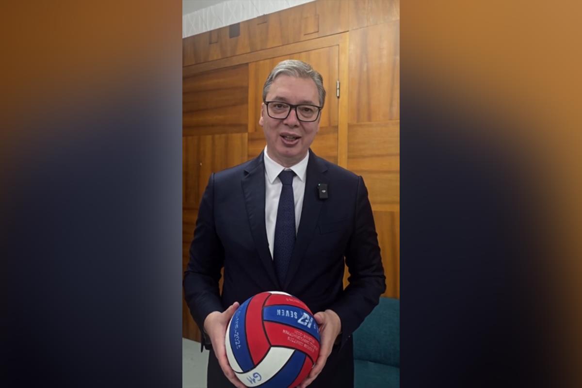 PREDSEDNIK VUČIĆ ČESTITAO "DELFINIMA" NA OSTVARENJU SNA: Hvala za još jedno zlato! (VIDEO) Kép