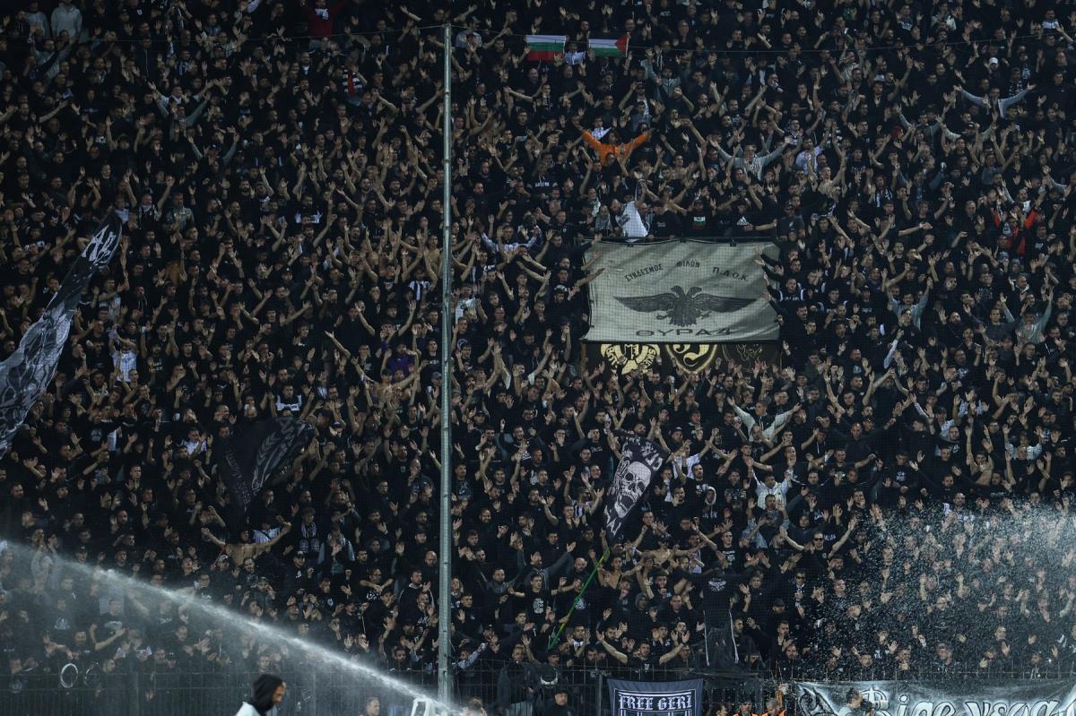 TRAGEDIJA Preminuo još jedan navijač PAOK-a, ova vest je bila kobna po njega!