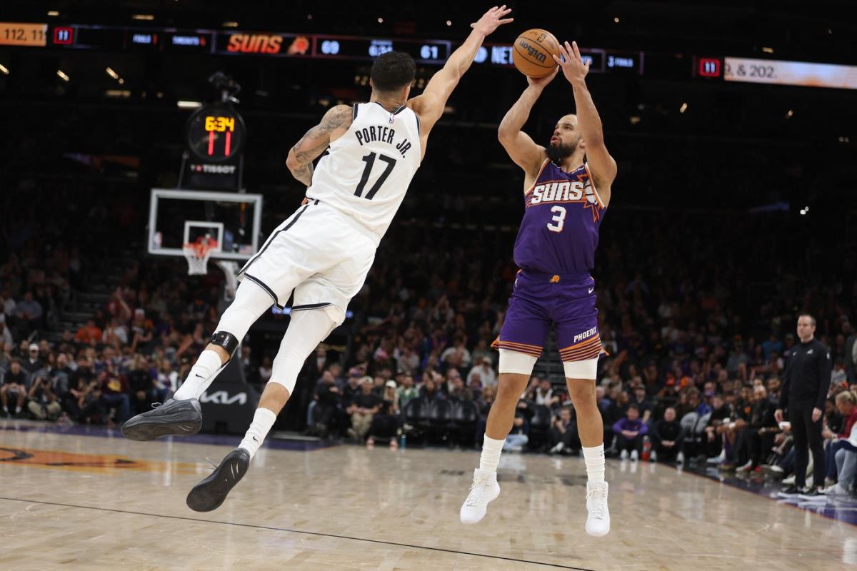 TEŽAK UDARAC ZA FINIKS: Dilon Bruks van terena od četiri do šest nedelja zbog preloma šake Kép