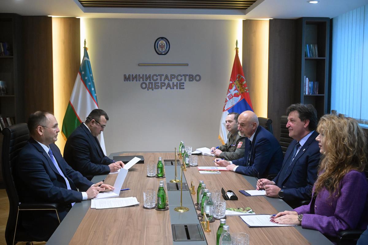 Srbija i Uzbekistan unapređuju odnose: Sastanak ministra Gašića sa ambasadorom Šahavdinovim Kép