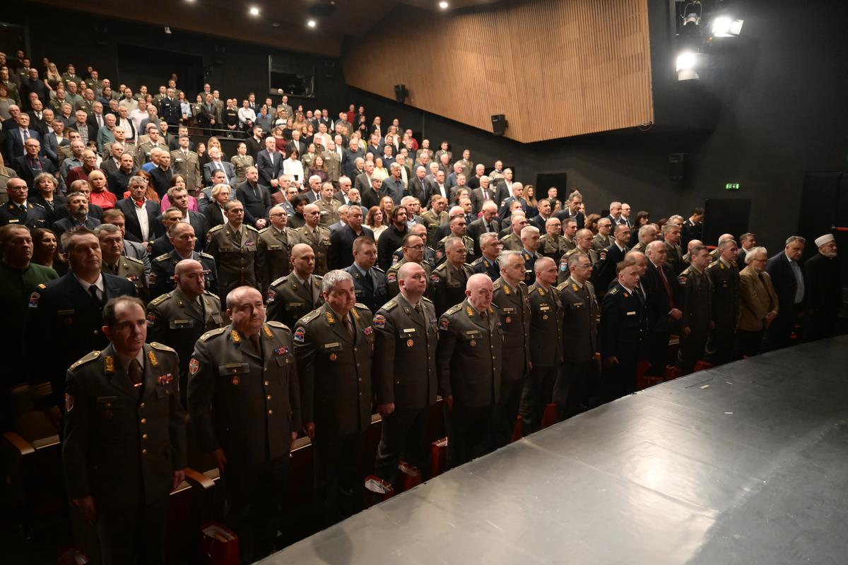 Vek i po Vojnogeografskog instituta: Upriličena svečana akademija u Beogradu (FOTO) Kép
