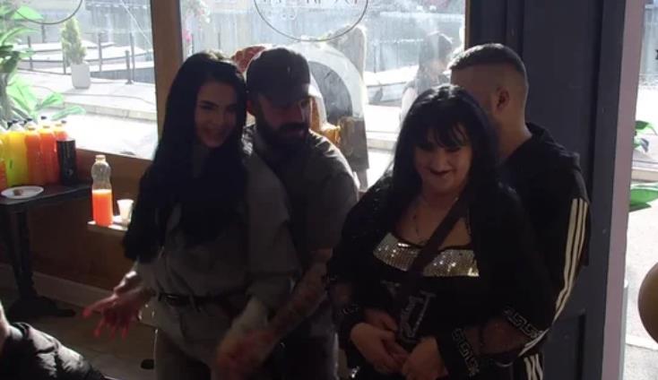 ASMIN SPUSTIO RUKE NA MILOSAVINO TELO, PA NASTAO VRELI PLES! Jovan će poludeti kada bude video ove dodire, sve se emitovalo uživo Kép