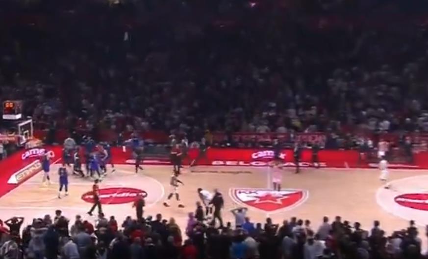 WATCH THE CHAOS AT THE END OF THE CRVENA ZVEZDA AND MACCABI MATCH! IT'S HARD TO SURVIVE THIS STRESS! (VIDEO)