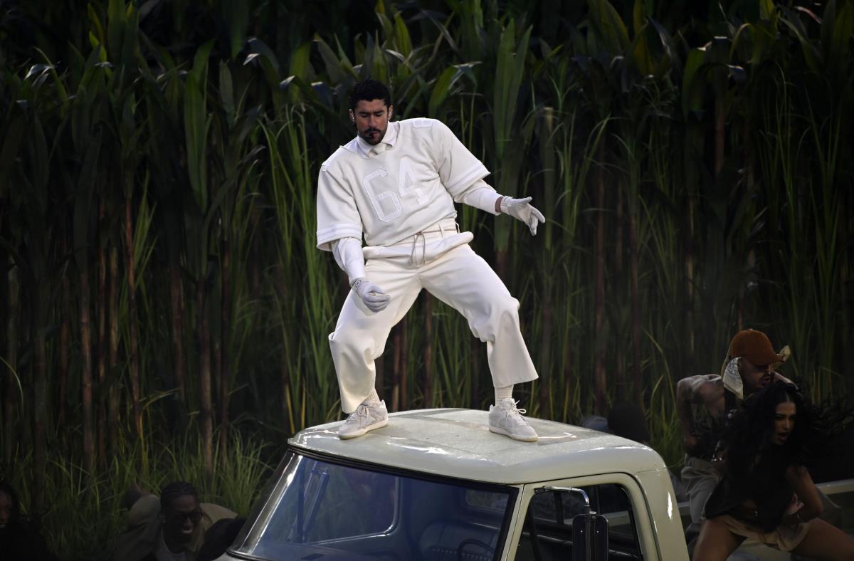 "Jadan bogati dečko" Kid Rok ne razume nastup Bed Banija na Superboulu, opleo po pevaču Kép