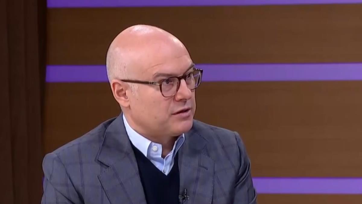 VUČEVIĆ O SRAMNOJ KARIKATURI KOJOM BLOKADERI POZIVAJU NA UBISTVO VUČIĆA: Ne zna se ko je otrovnija aždaja koja kidiše na Srbiju - Bralovićka ili Kokanović Kép