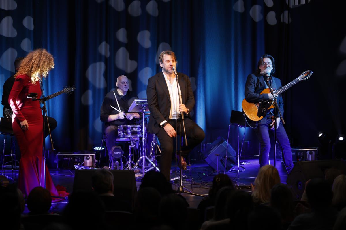LOVE FITS IN THREE VERSES: Marko Milošević Premiered New Songs at Mozzart Foundation